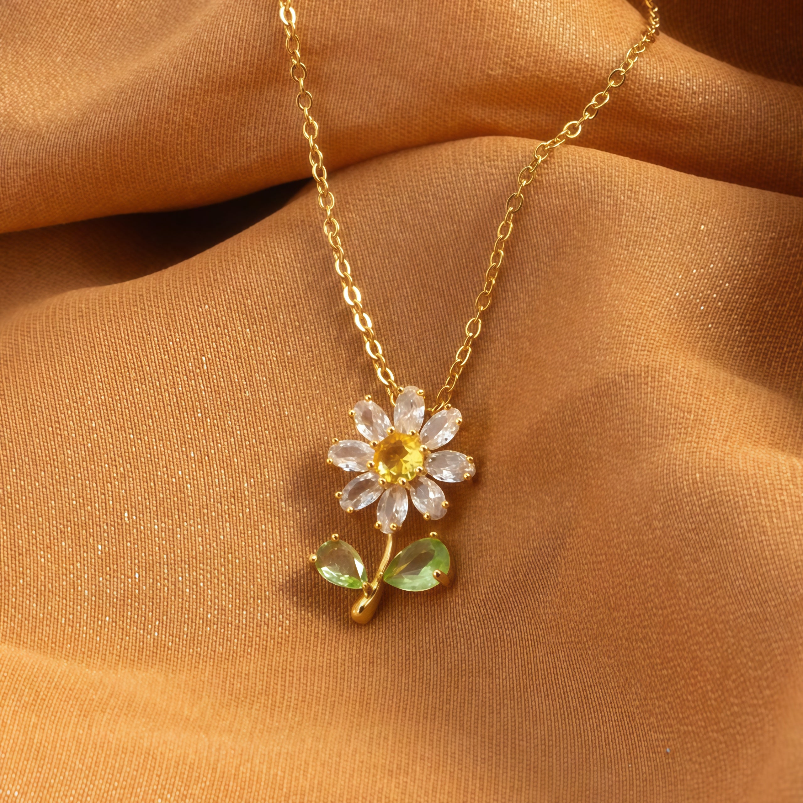 Daisy Flower 18Kt Gold Plated Necklace
