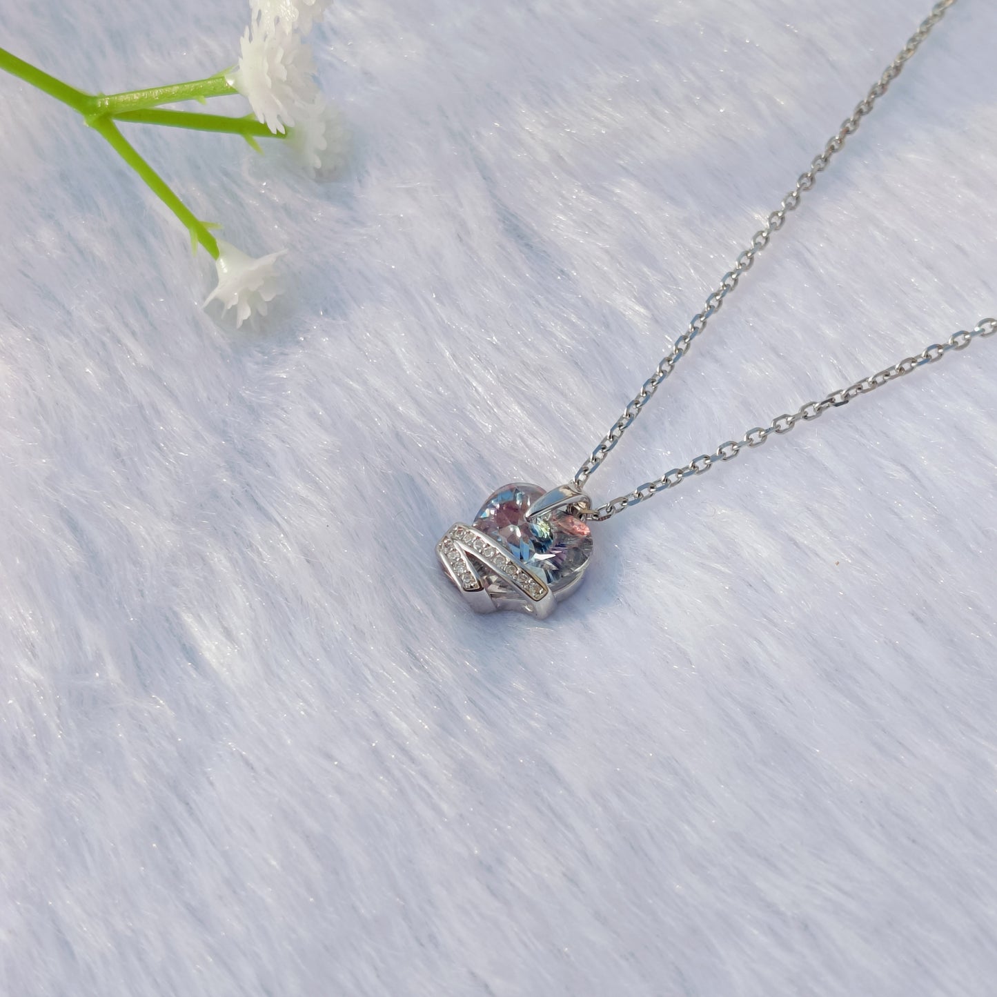 Purple Heart Solitaire Chain Pendant Necklace