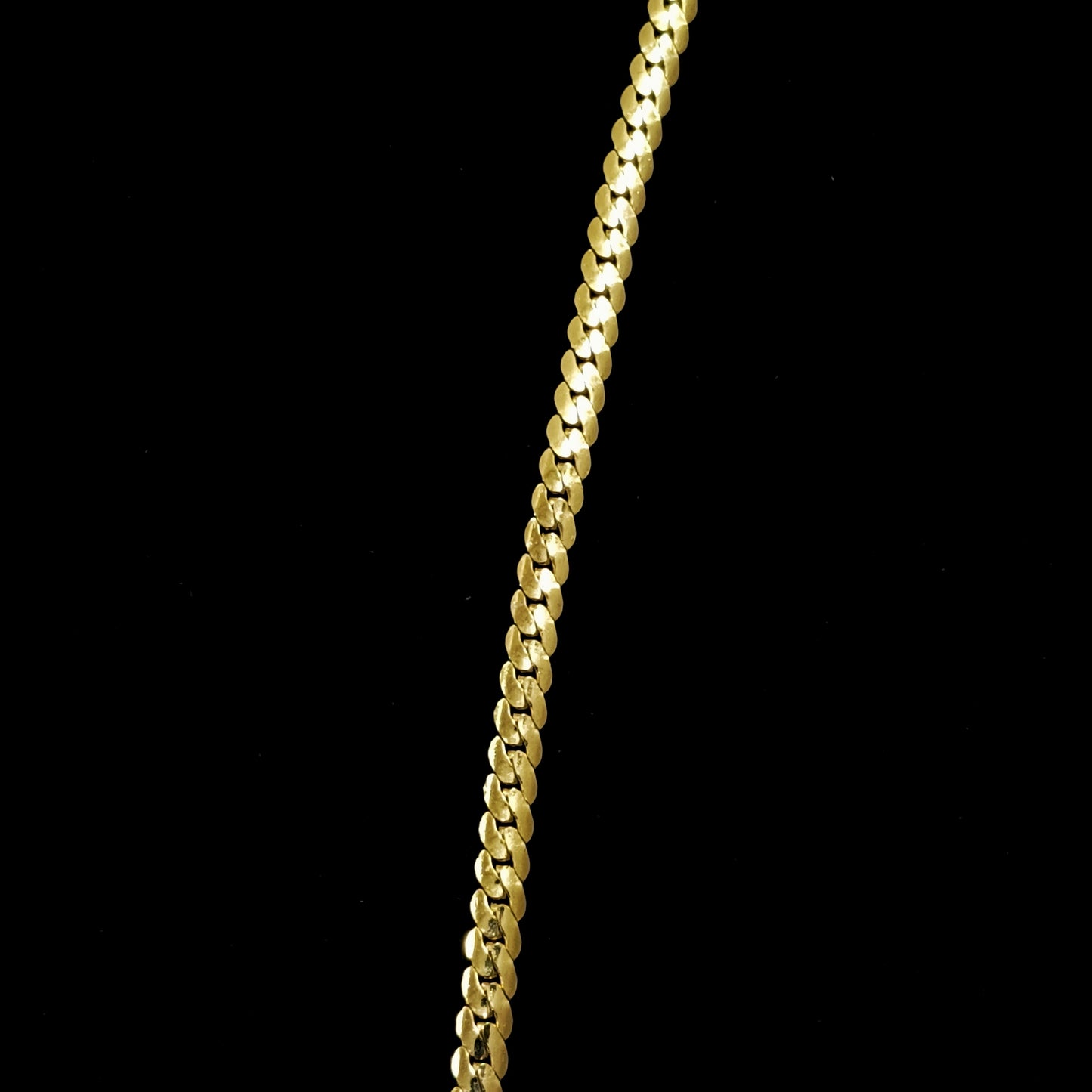 Minimalist Twisted 18 Kt Gold Plated Chain for Men