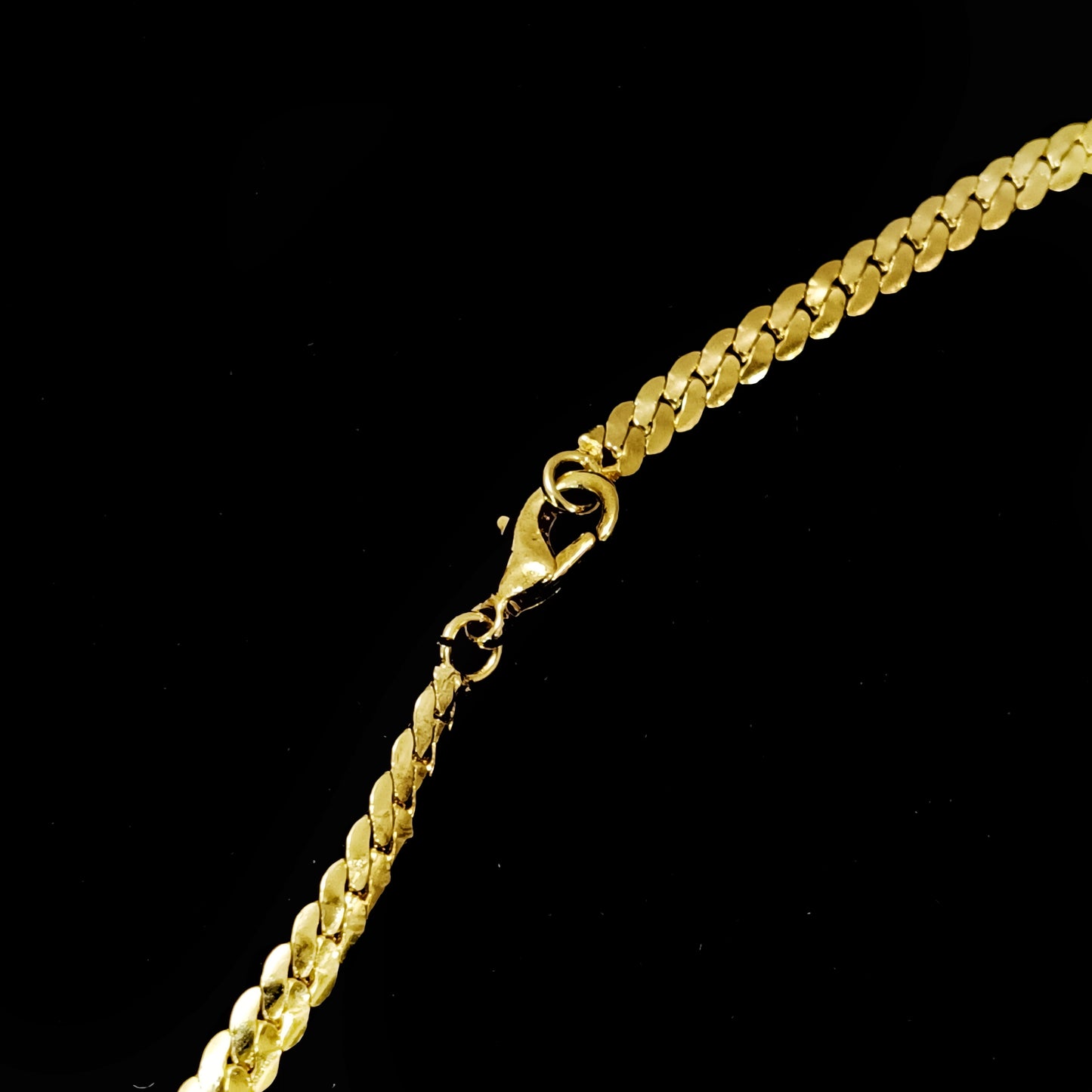 Minimalist Twisted 18 Kt Gold Plated Chain for Men
