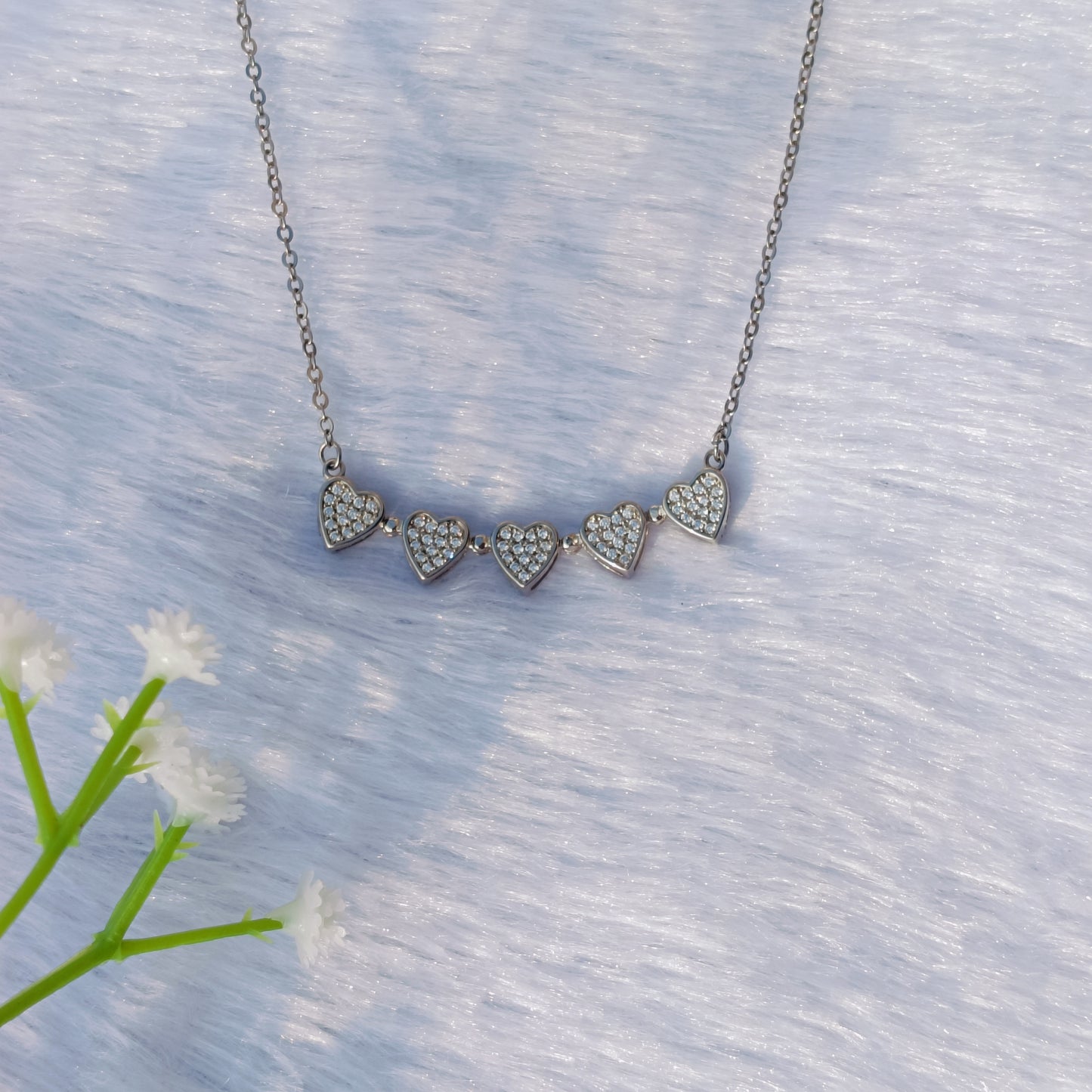 Magnetic Hearts Chain Pendant Necklace